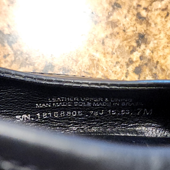 *LIKE NEW* TORY BURCH "Clines" Tumbled Leather Ballet Flats - Black - Size 7 - Picture 10 of 11